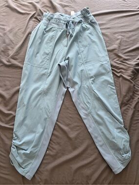 lululemon athletica Women’s Blue Dance Studio Drawstring Joggers